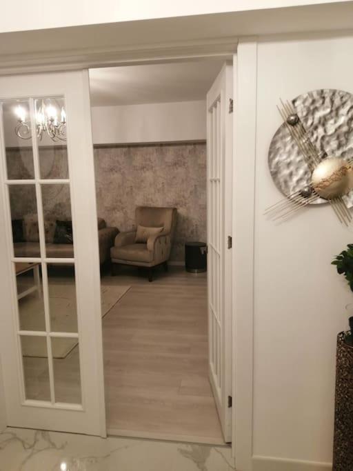 Апартаменты Apartament Unirii Бухарест Экстерьер фото