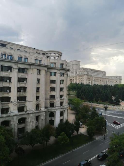 Апартаменты Apartament Unirii Бухарест Экстерьер фото